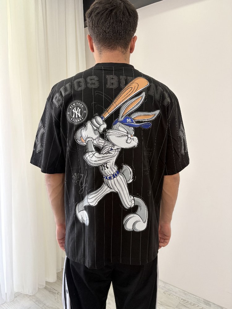 Bugs Bunny Oversize Siyah Tişört