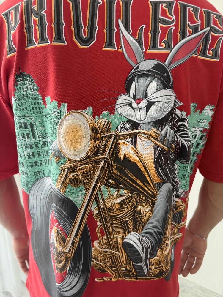 Motorlu Bugs Bunny Oversize Kırmızı Tişört