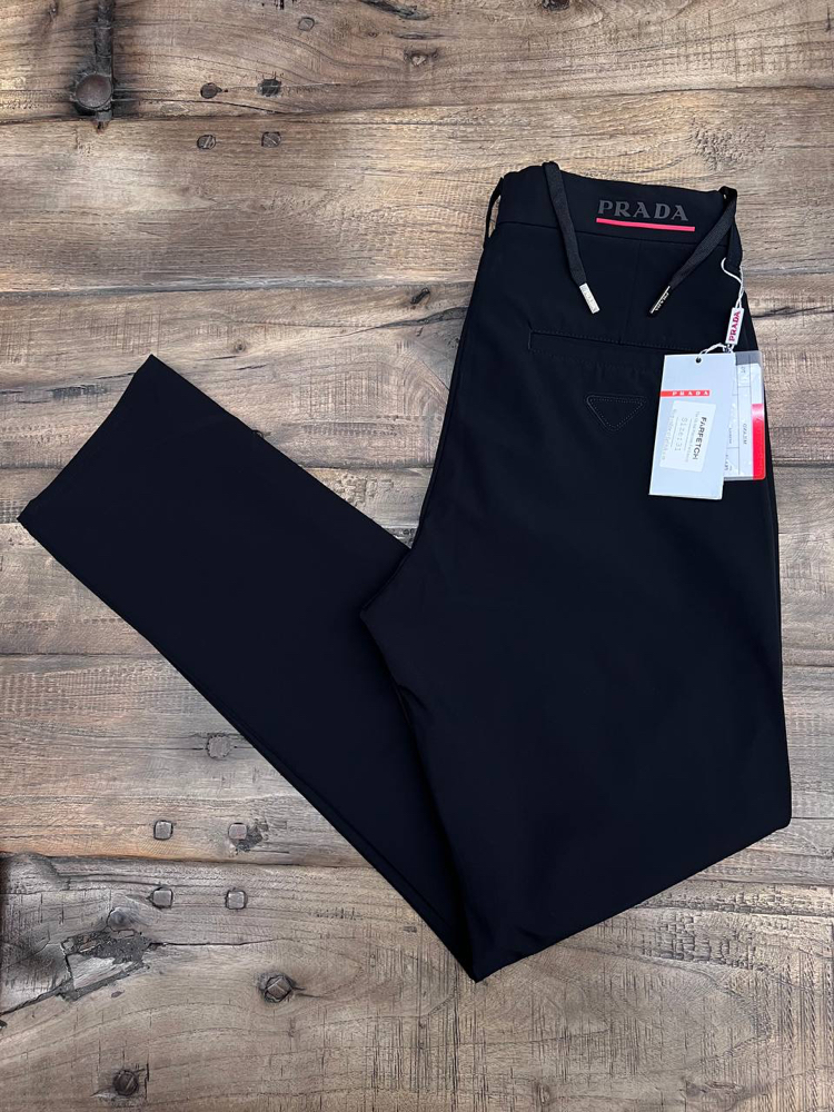 Prada Kırışmayan Kumaş Jogger Pantolon(1362-Siyah)