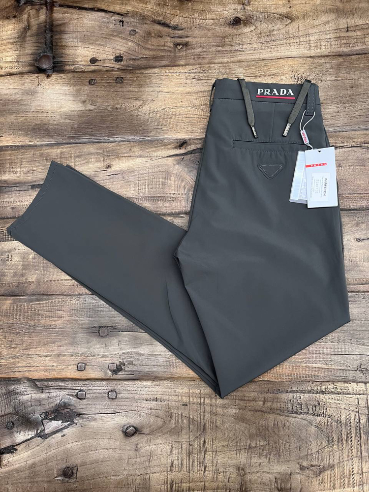 Prada Kırışmayan Kumaş Jogger Pantolon(1357-Yeşil)