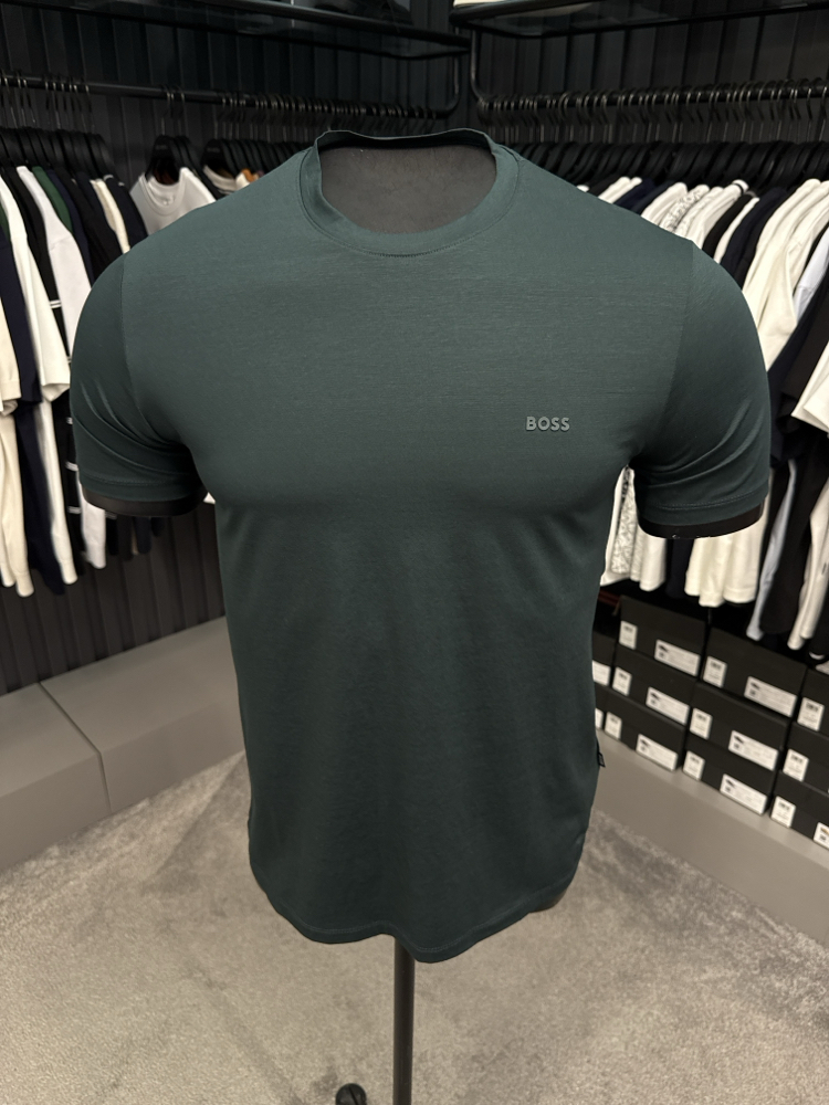Boss Modal Kırışmayan Kumaş (410-Koyu Yeşil)