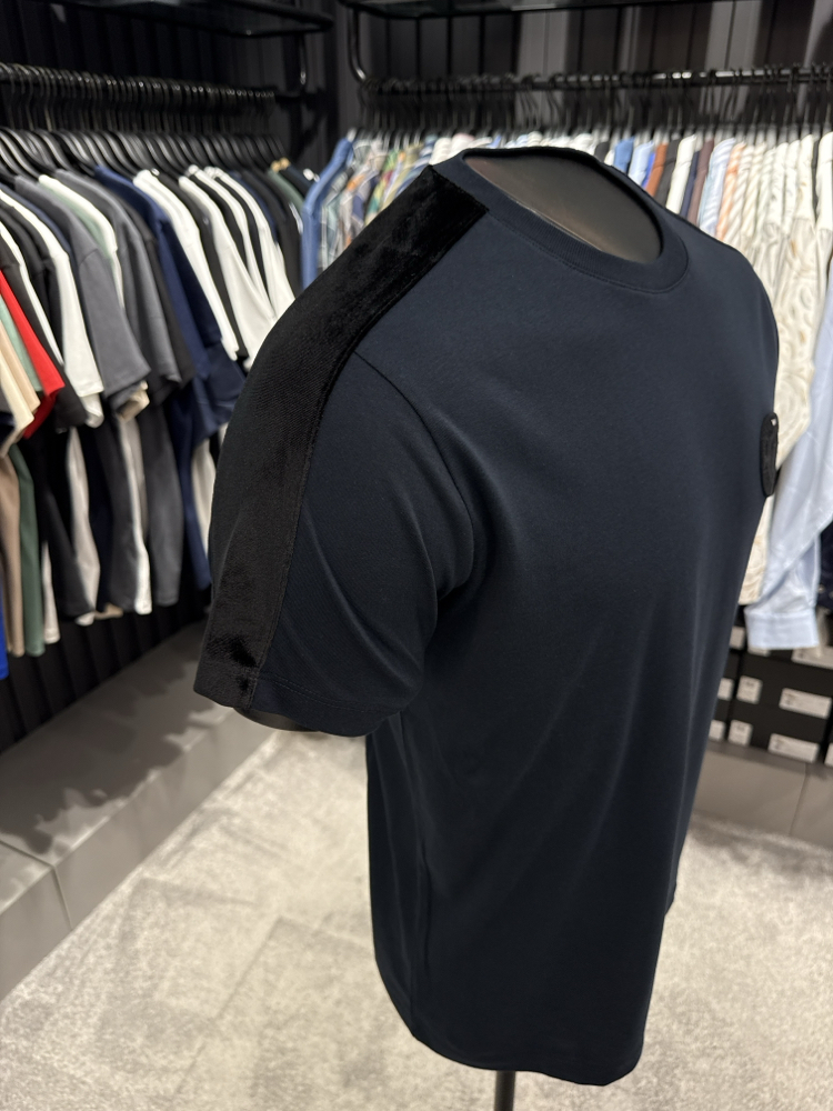Emporıo Armani omuz detaylı T-shirt (26508-Lacivert)