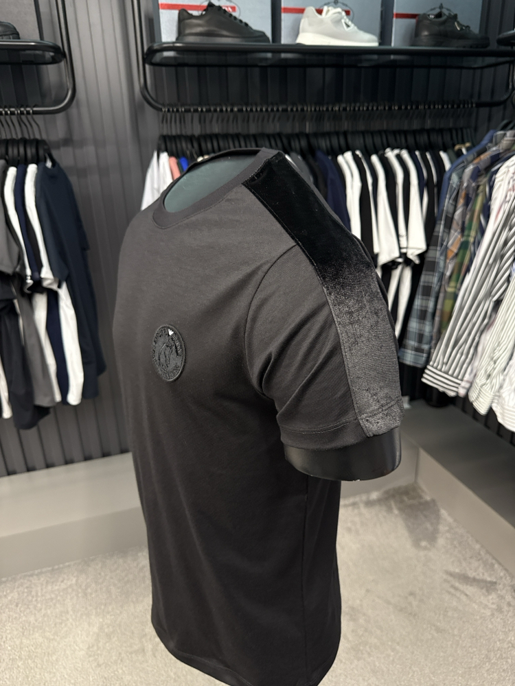 Emporıo Armani omuz detaylı T-shirt (26508-Siyah)