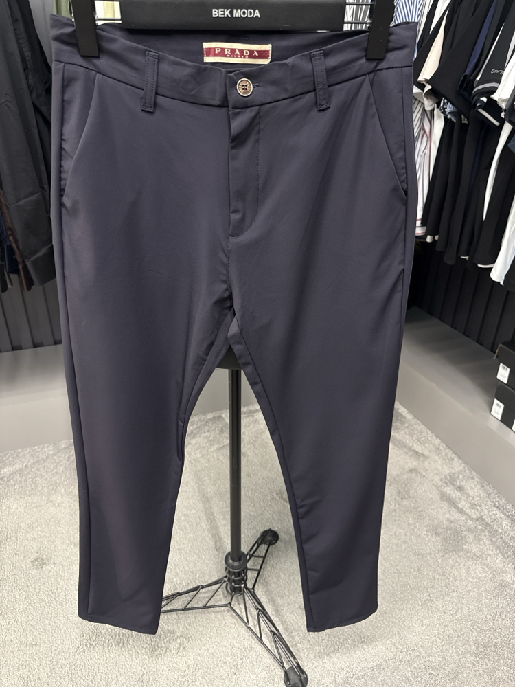Prada Kırışmayan Kumaş Jogger Pantolon(1355-Lacivert)