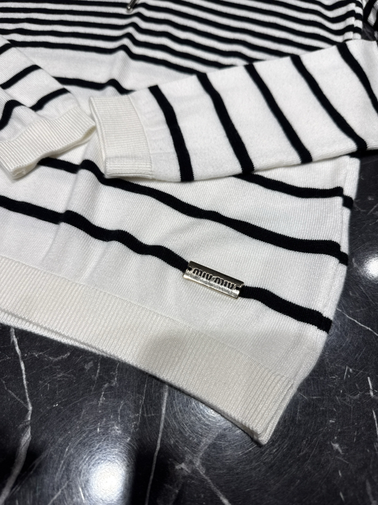 KADIN MIU MIU İPLİ Yaka Triko (Beyaz)