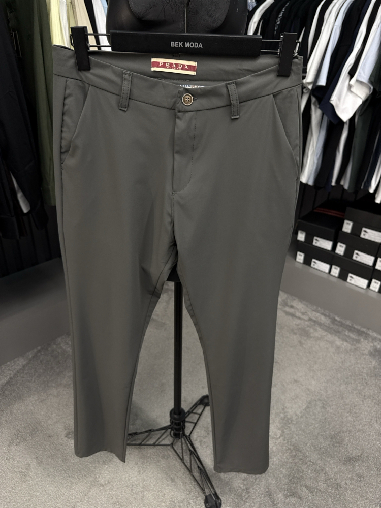 Prada Kırışmayan Kumaş Jogger Pantolon(1357-Yeşil)