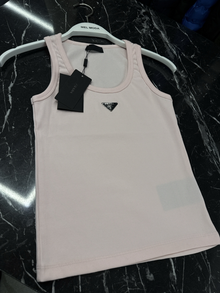 KADIN PRADA Atlet   