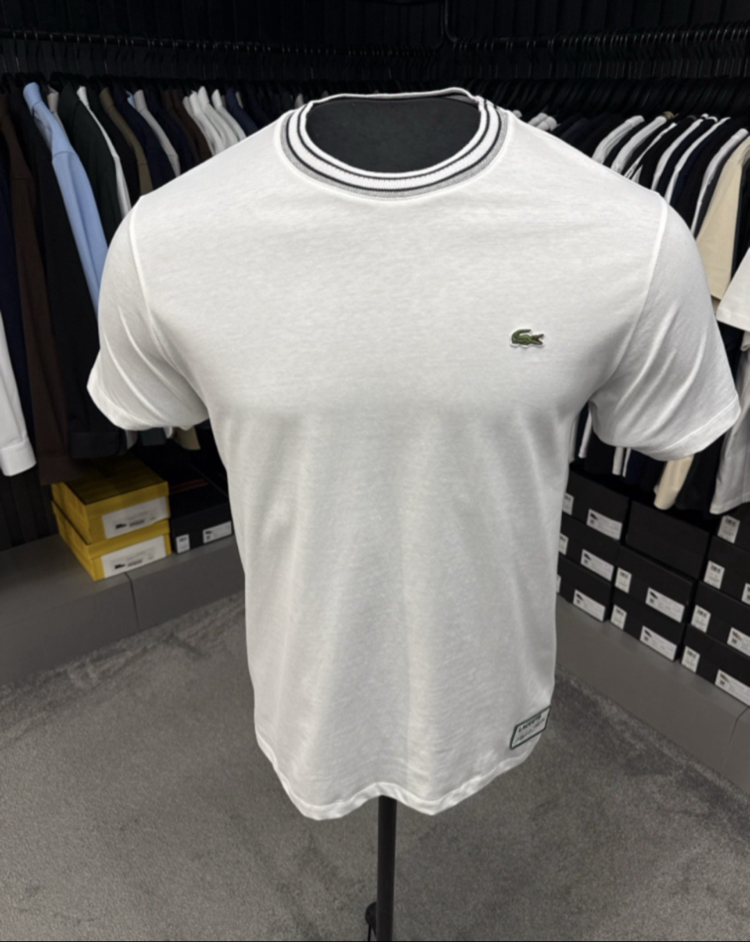 Yaka Detaylı T-shirt (26107-Beyaz)