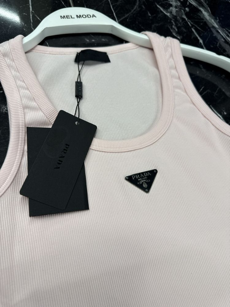 KADIN PRADA Atlet   