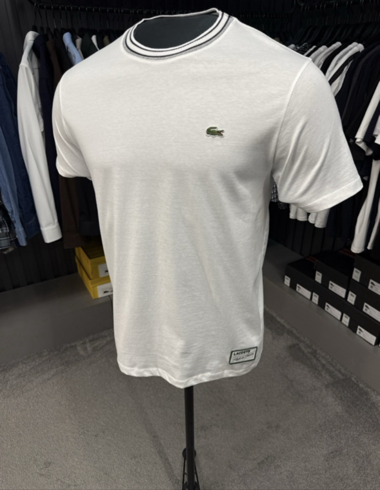 Yaka Detaylı T-shirt (26107-Beyaz)