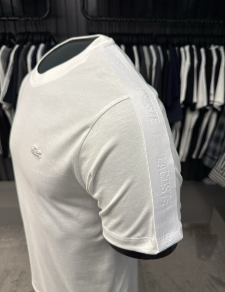 Omuz Detaylı T-shirt (26116-Beyaz)