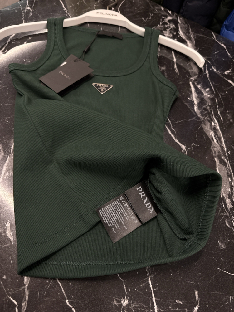 KADIN PRADA Atlet   
