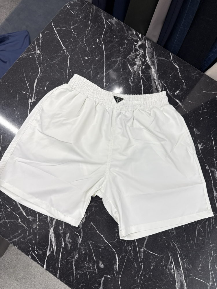 Prada Demir Logo Deniz Şortu 