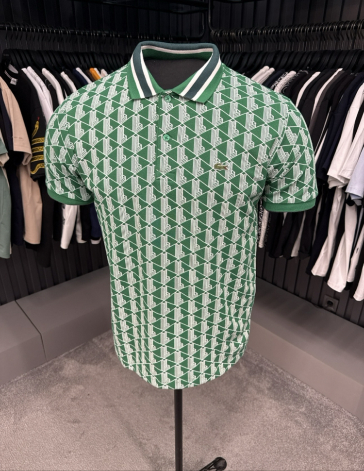 Monogram Desenli  Detaylı Polo Yaka(10002-Yeşil)