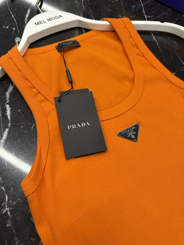 KADIN PRADA Atlet   