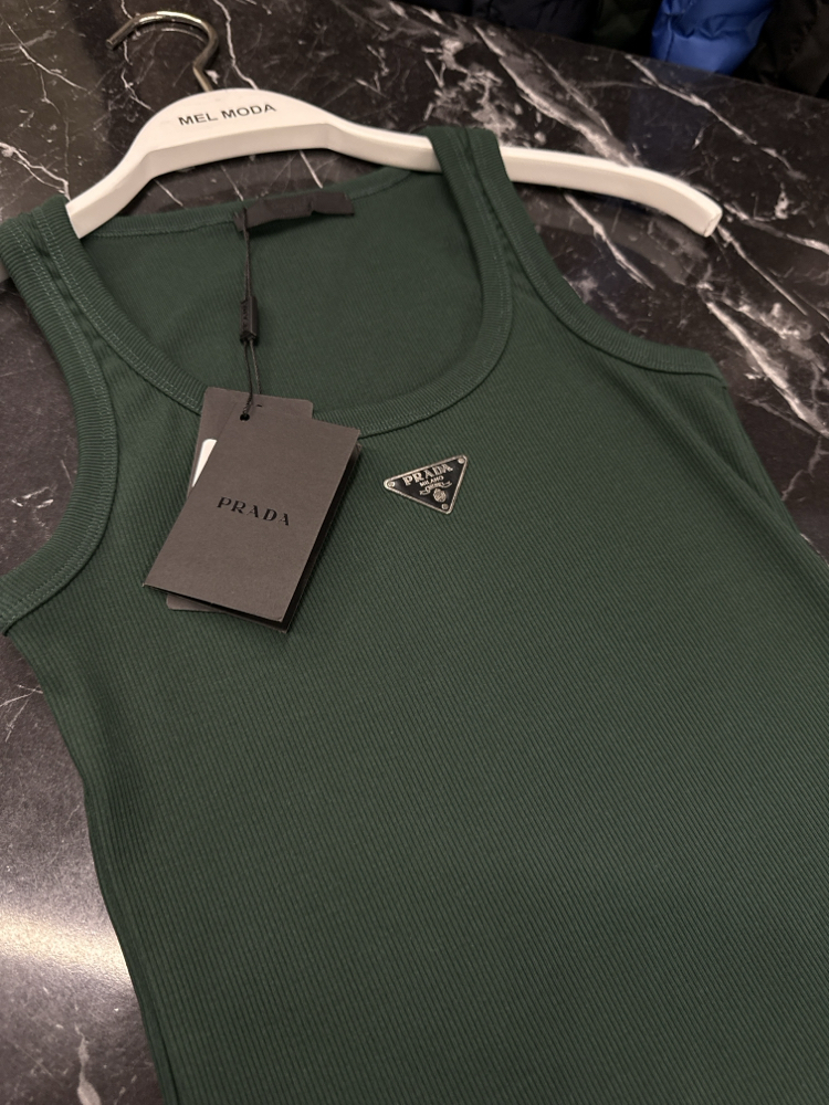 KADIN PRADA Atlet   