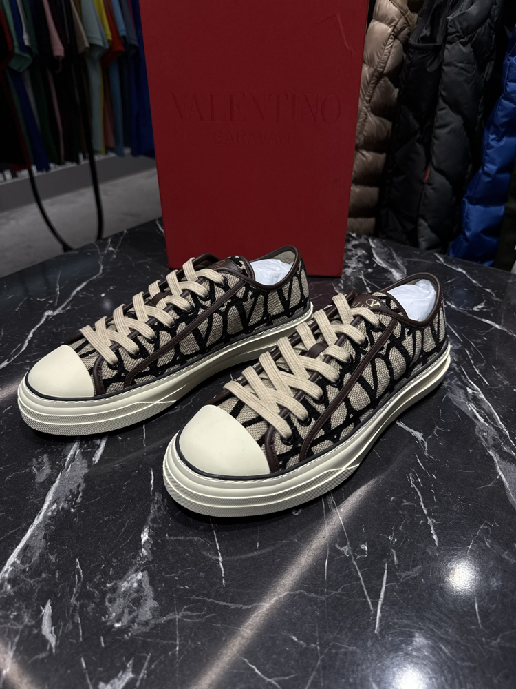 Valentino limited edition Sneakers (İTHAL ÜRÜN)