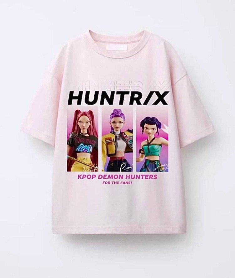 kpop huntrix baskılı tişört + mor balon etek + rumi mor simli saç +saç tozu + yüz taşı seti