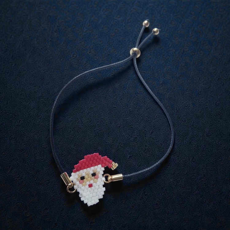 Yılbaşı Temalı Üçlü Bileklik Seti – Noel Baba, Geyik ve Kardan Adam