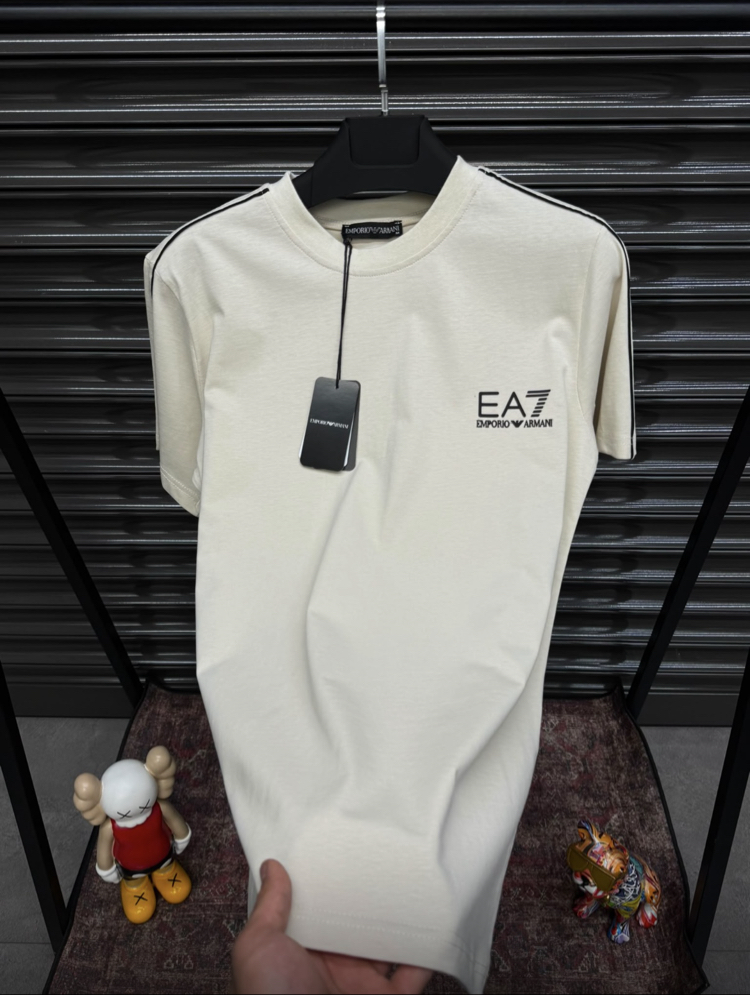 emporio armani Tshirt