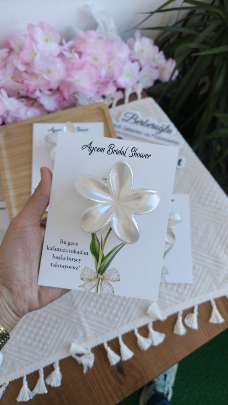 Bride / Kına hediyesi lotus toka