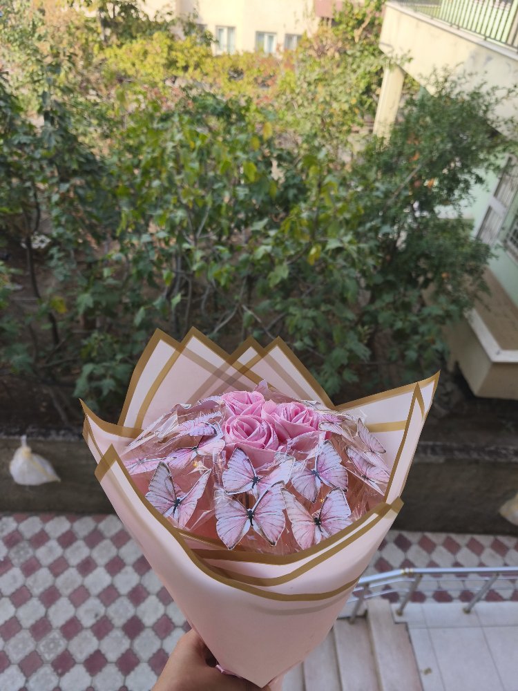 LED ışıklı kelebek buketi 