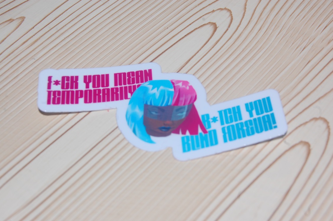 Su Geçirmez Prism Sticker