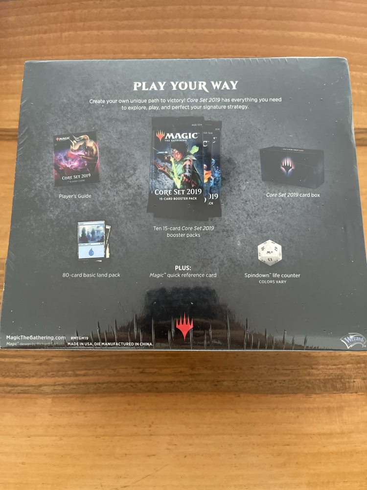 Magic The Gathering: Core Set 2019 Bundle
