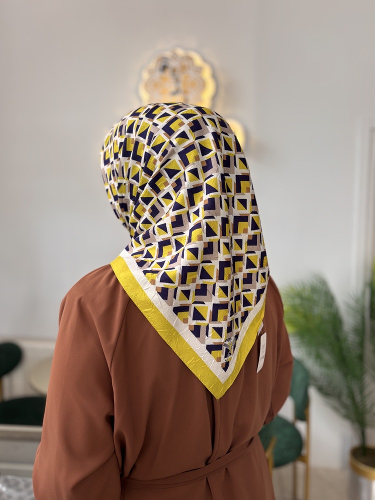 Mozaik Üçgen Desen Bambu Kraş Eşarp (10 RENK) 1053