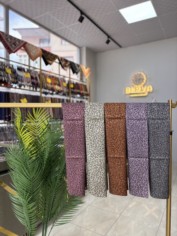 Leopar Desen Jakar Şal (10 RENK) 1023
