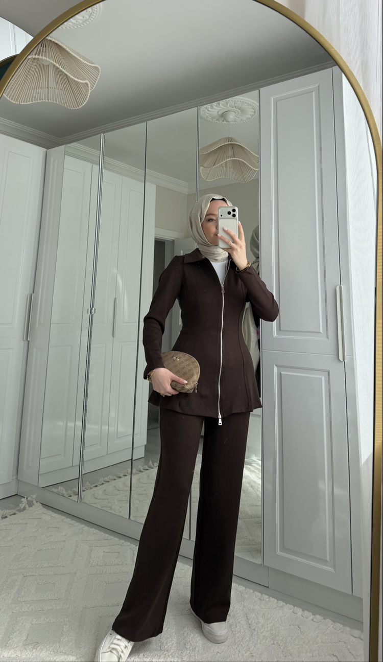 Lesa Takım