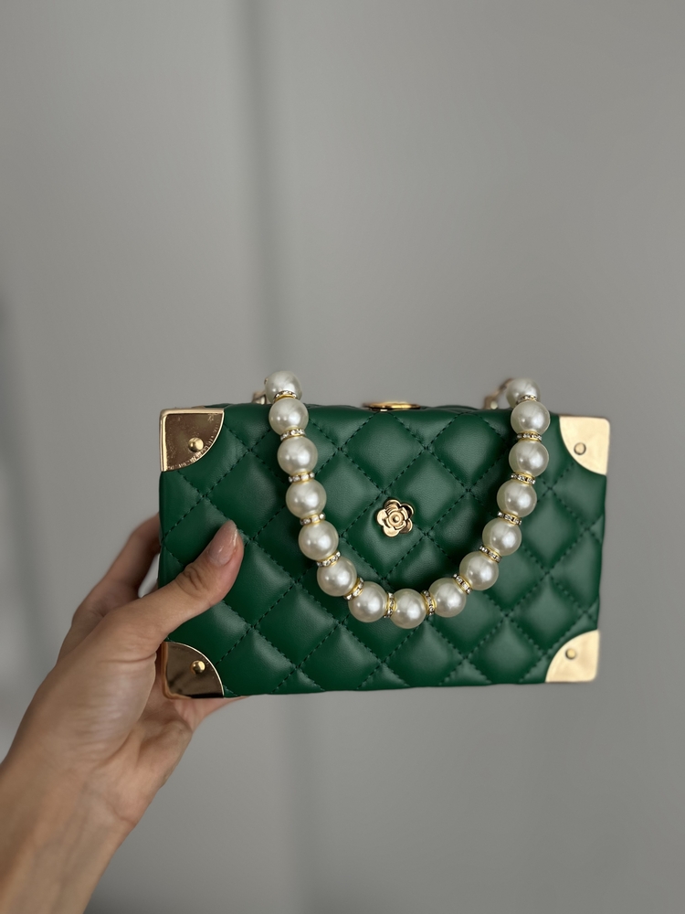 Emerald - İnci Saplı Özel Tasarım Zümrüt Yeşili Çanta