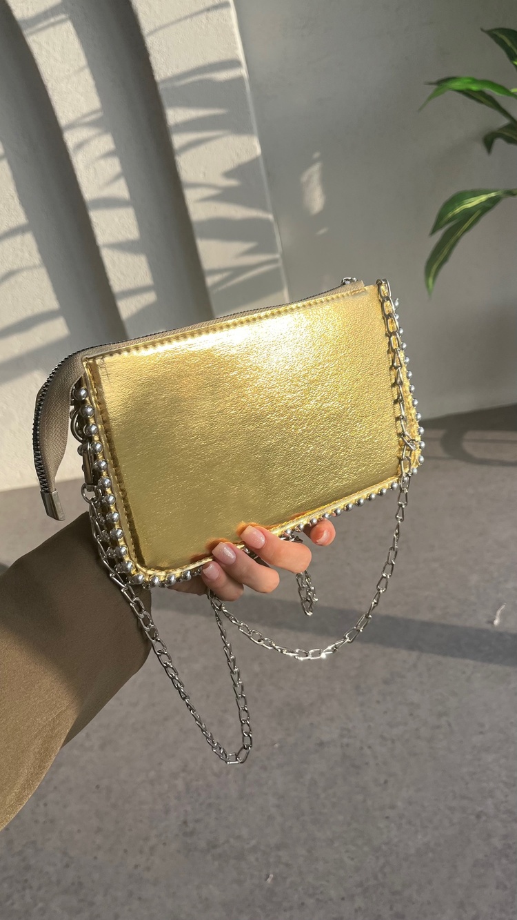 Lumira Parlak Gold Zincir Askılı Çanta