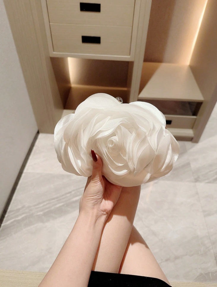 White Rose Dream Beyaz Çiçek Tasarım