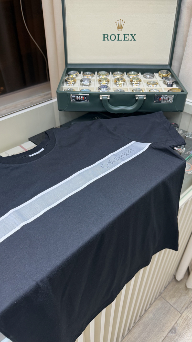 Calvin Klein Göğüs Baskılı Siyah T-Shirt