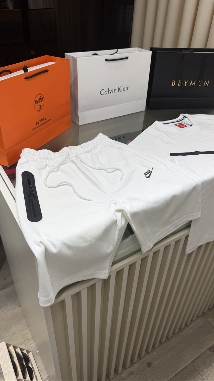 Nike Premium Beyaz Şort Takım