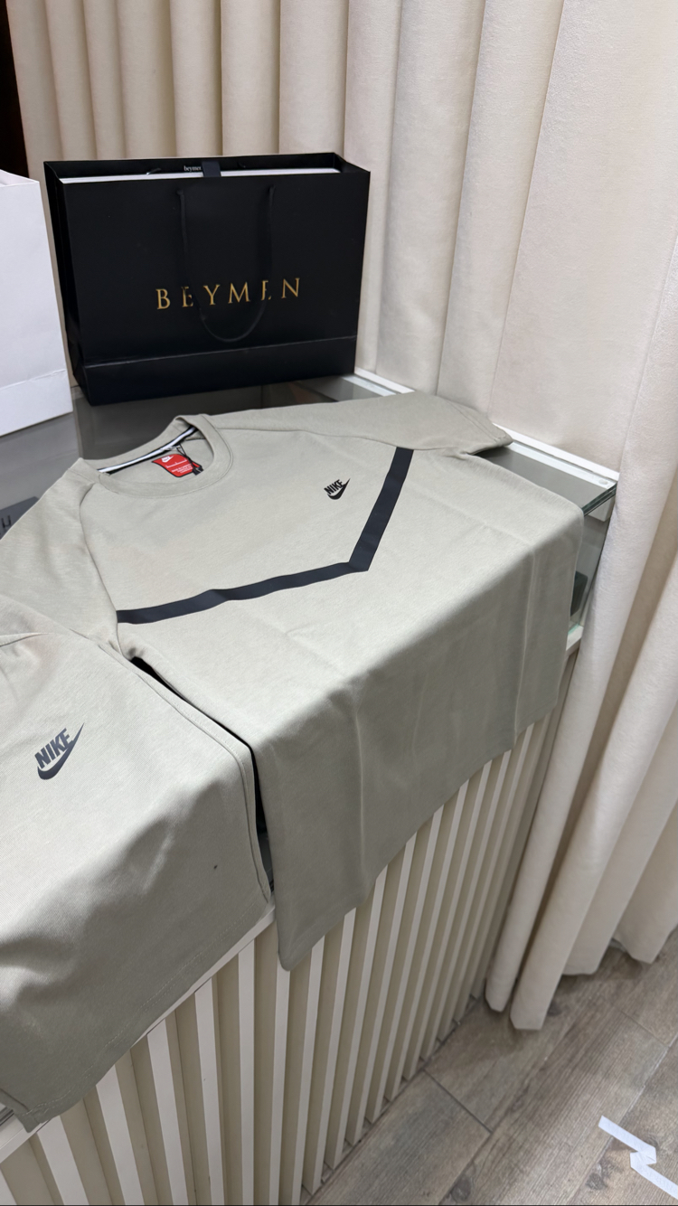 Nike Premium Bej Şort Takım
