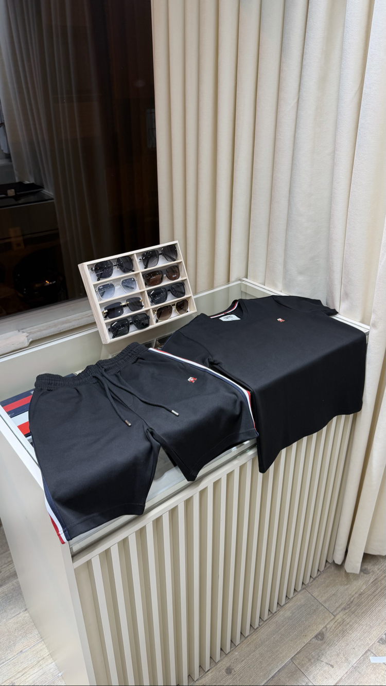 Tommy Hilfiger Kuşaklı Siyah Şort Takım