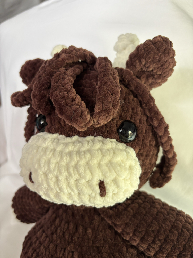 El Yapımı Amigurumi İskoç İneği