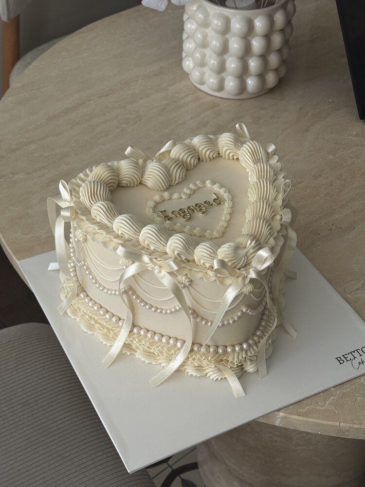 Pearls in Ecru