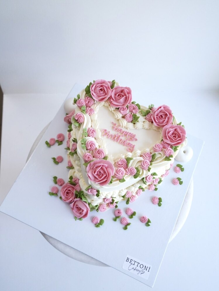Vintage Cake