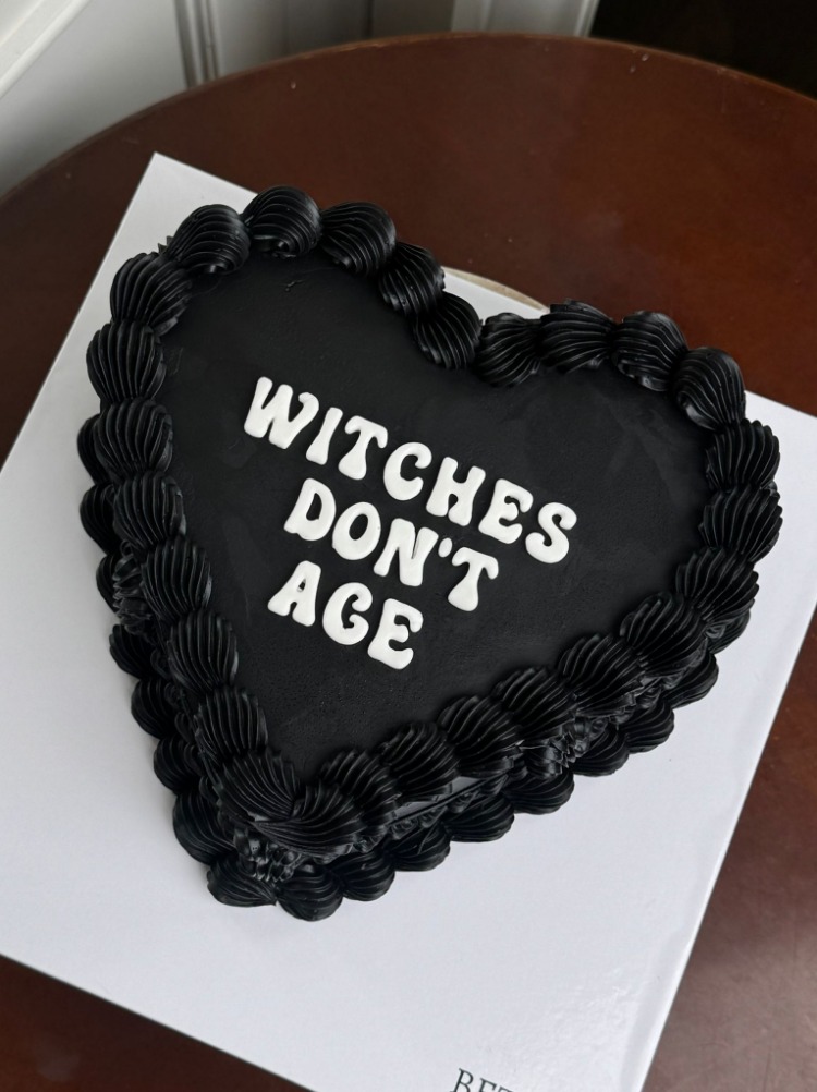 Witches Don’t Age 2