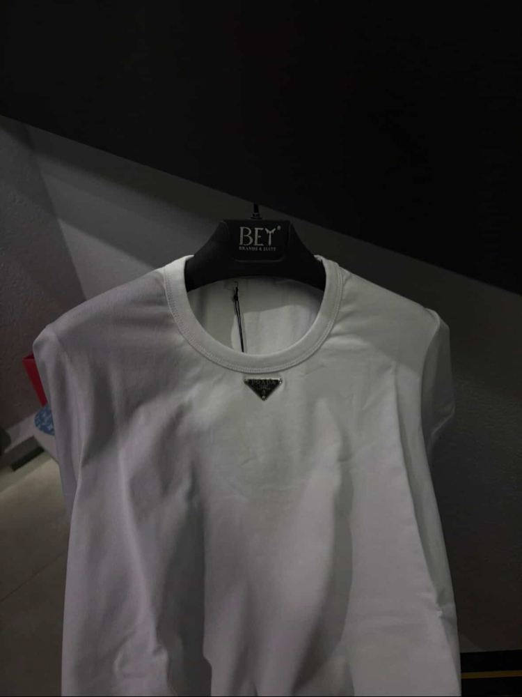 Prada New t-shirt