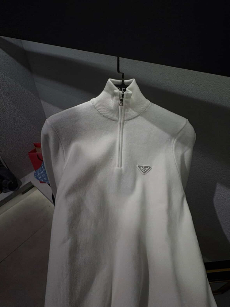 Prada new sweatshirt