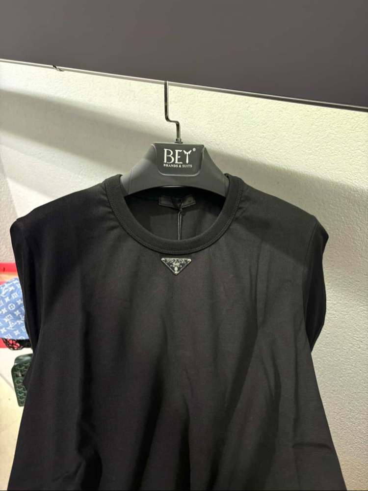 Prada New t-shirt