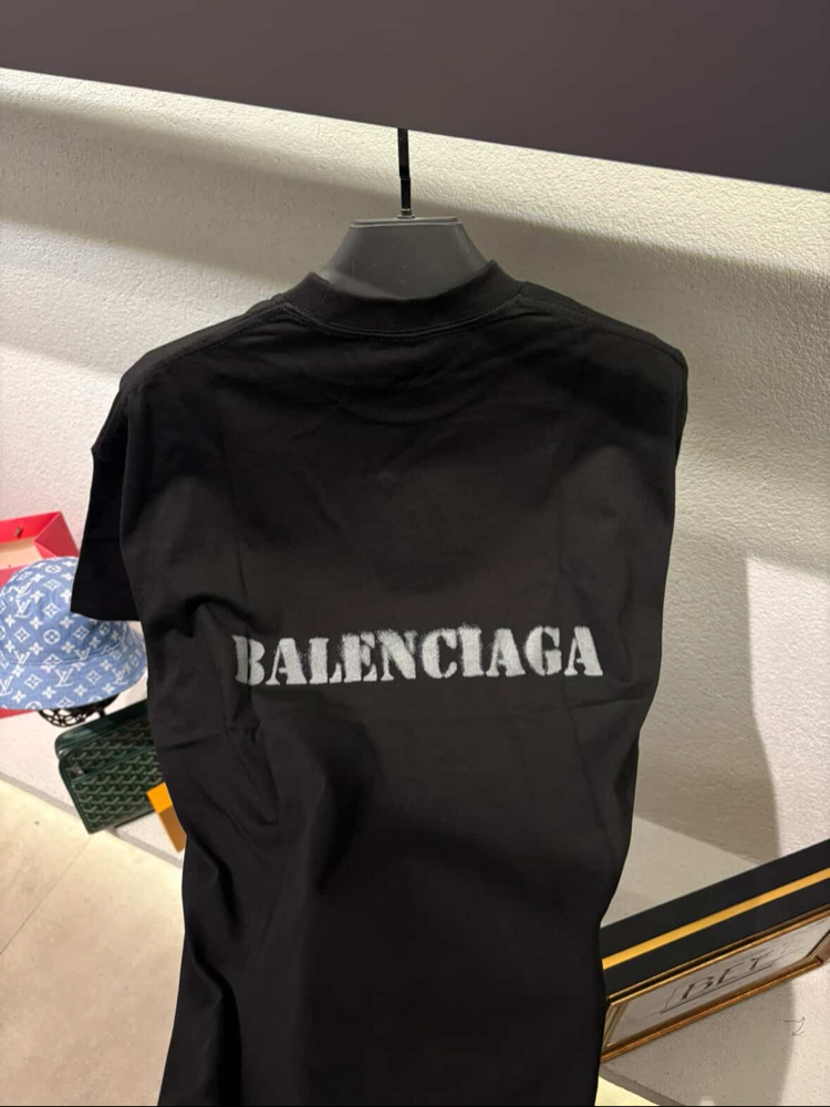 Balenciaga a new T-shirt