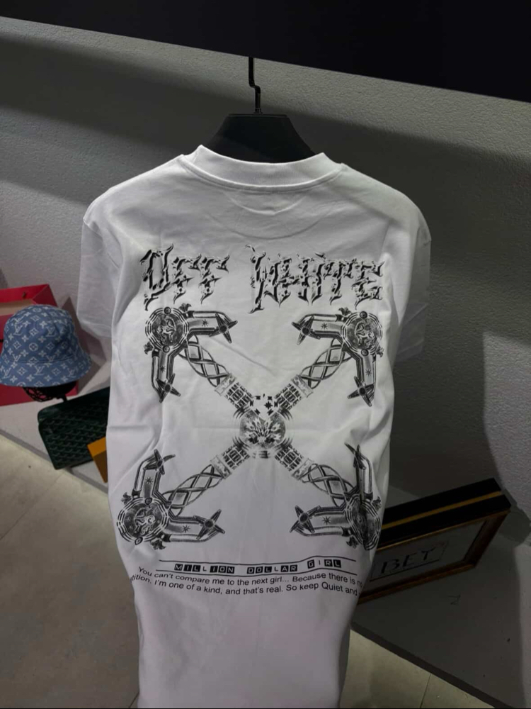 Off-white new T-shirt
