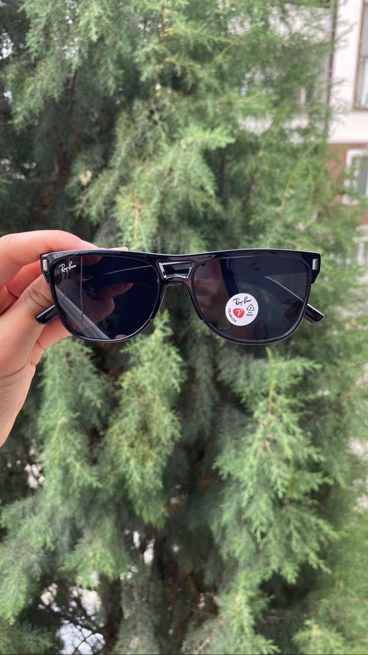 RB SİYAH ÜST ÇITALI UNİSEX GÖZLÜK