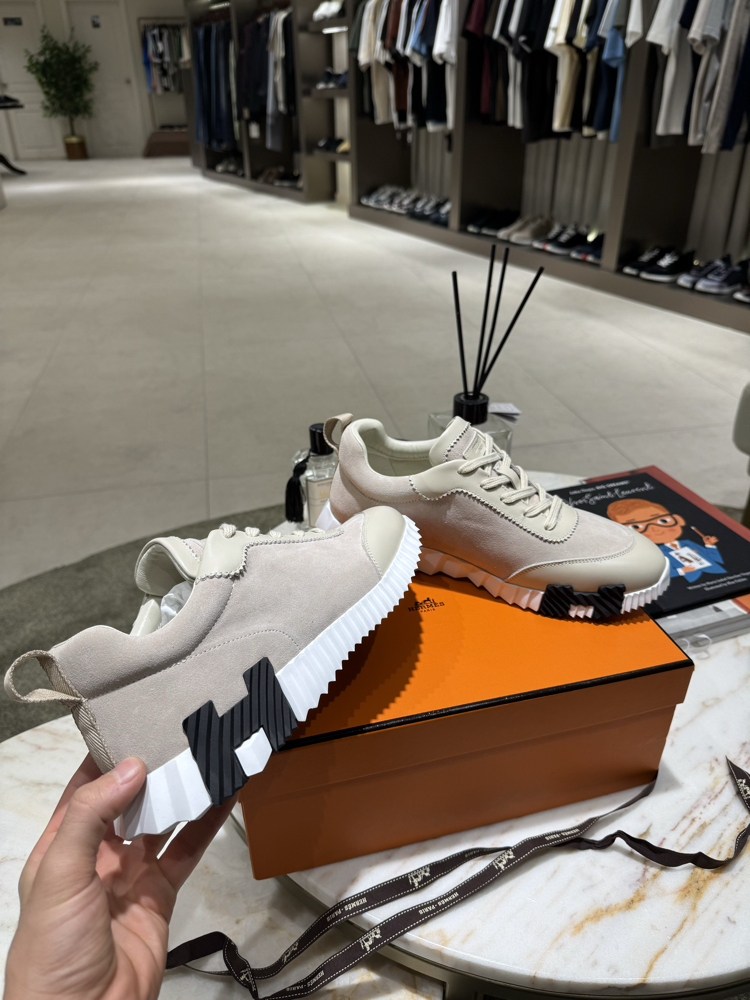 Hermes Bouncing Sneakers