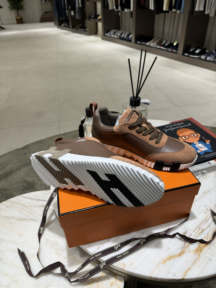 Hermes Bouncing Sneakers